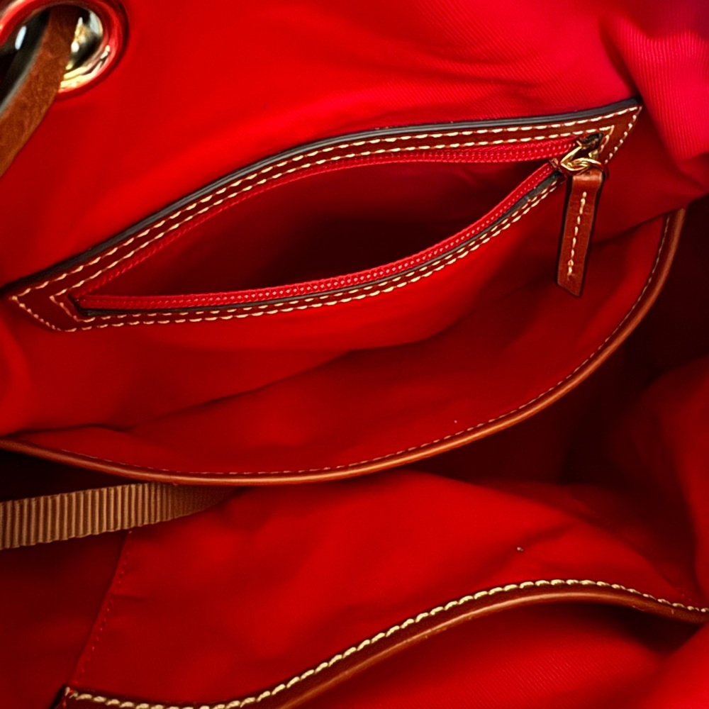 NWOT Dooney & Bourke Red Pebble Grain Leather Bucket Bag - Picture 6 of 15